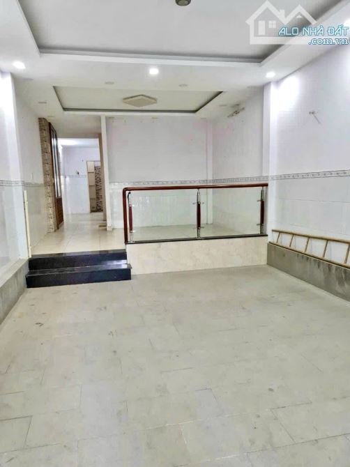 NHÀ 2 TẦNG ĐÚC THẬT – CÁCH MT NGUYỄN THỊ THẬP CHỈ 20M – XE HƠI VÀO NHÀ - 9,8 Tỷ TL - 1