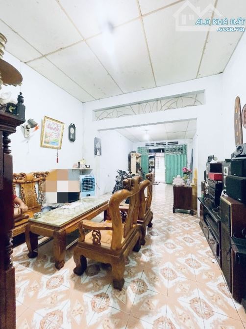 Nhà 1/ Lê văn quới gần khu tên lửa eaon bt đường 9m xe tải né nhau dt 110m2 -2tầng nhỉn 8₫ - 1