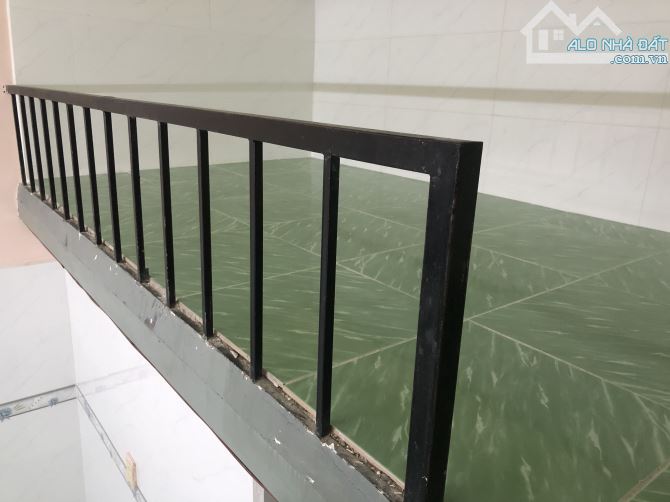 Cho thuê phòng trọ quận 10 đường CMT8 (gần sân khấu Lan Anh) - 1