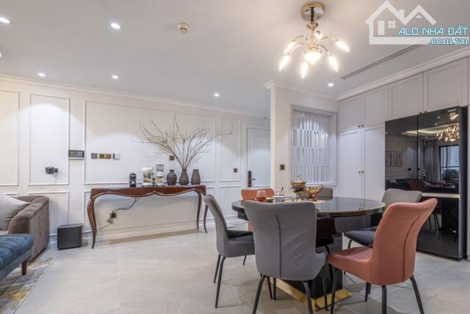 Bán căn Chung Cư Việt Hưng CT15 cao cấp DT 100m² , 3ngủ, Full nội thất luxury - 1