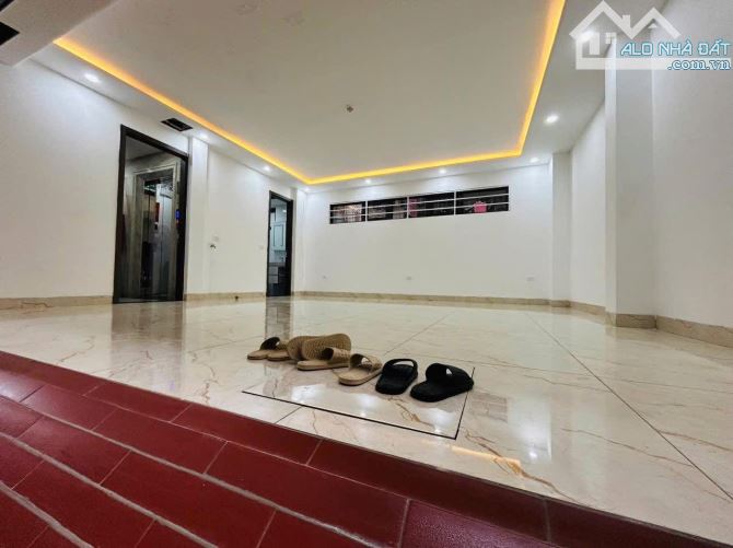 Nhà đẹp dân xây mới 7 tầng, thang máy 52m, MT mênh mông, ở sướng, Nguyễn Chí Thanh - 1