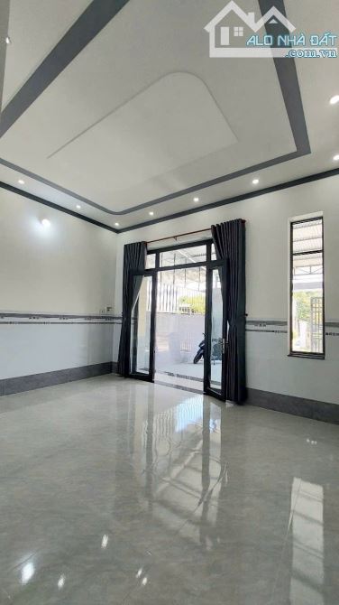Vỡ nợ bán gấp căn nhà Đ. Liêu Bình Hương, củ chi dt 150m2 SHR. Giá 875 triệu - 1