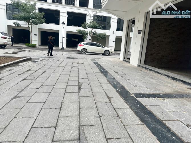 Cần bán biệt thự khu đô thị hinode royal park - 1