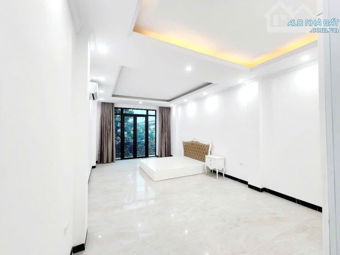 BÁN NHÀ VĂN CAO - 46M x 6T THANG MÁY, 10M RA MẶT PHỐ, Ô TÔ GỬI BÃI CÁCH 30M - 1