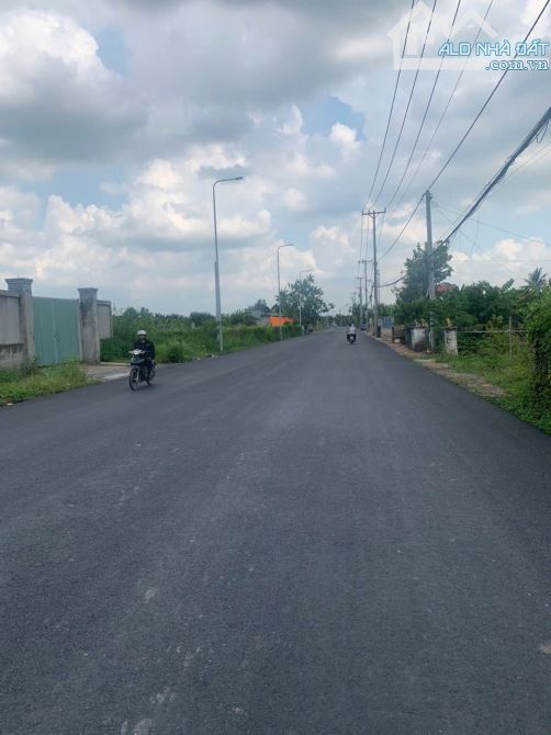 Đất 1 sẹc đg long Phước Q9 gần VinQ9 55m2 giá tốt KDC hiện hữu - 1