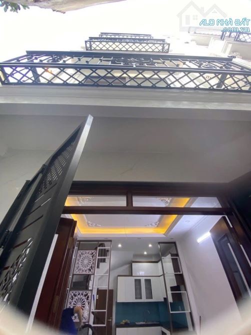TRẦN KHÁT CHÂN , 30M² , NHÀ MỚI , 3PN ĐỦ CÔNG NĂNG , GIÁ MỀM , GẦN Ô TÔ , 6,2 TỶ - 1
