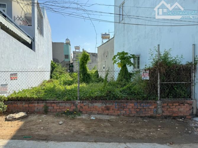 - 169m2 ngang đẹp 7m : Giá 28,5tr/m2  - Đất full thổ cư , khu dân cư hiện hữu, xây dựng tự - 1