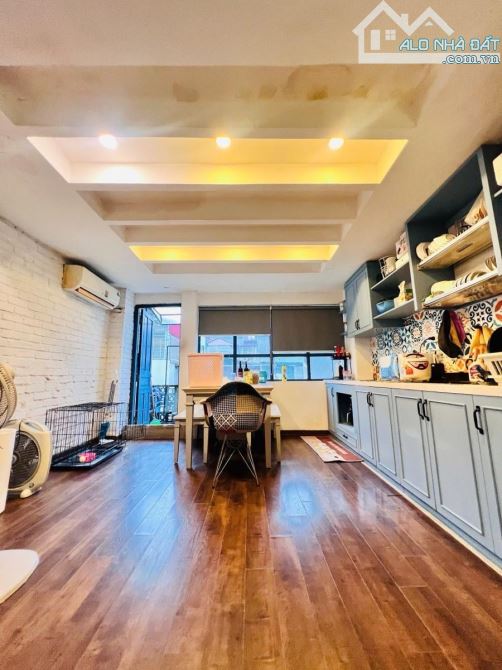 Nguyễn Phúc Lai , diện tích 52m,  4tầng, MT 4m, giá 21 tỷ Đống Đa - 1