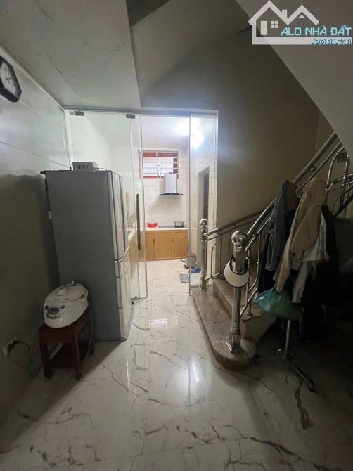 P Tuấn... Cần bán Gấp nhà 3 Tầng Tuyến 2  Ngay Quận Lê Chân• ngõ 7m oto để ngày đêm - 1