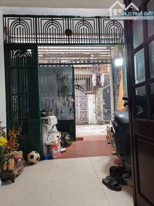 Phân lô ô tô Tây Sơn, ngõ thông thẳng tắp, DT 42m2*5T, MT 3,8m, 13,5 tỷ sổ vuông - 1
