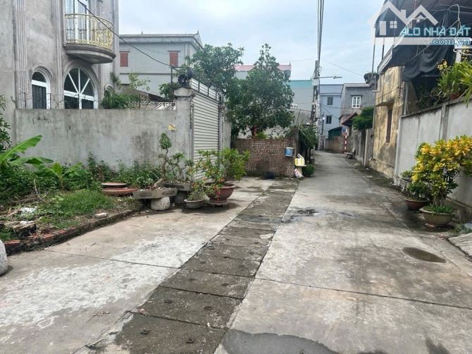 BÁN ĐẤT SẴN NHÀ ĐẸP Ở NGAY -BÌNH TRÙ -DƯƠNG QUANG -GIA LÂM -Ô TÔ TRÁNH THÔNG - 1
