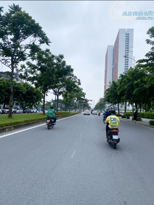 Bán Nhà Lê Trọng Tấn mặt đường trục chính, vỉa hè rộng, kinh doanh tốt, 90m giá 32.7 tỷ - 1