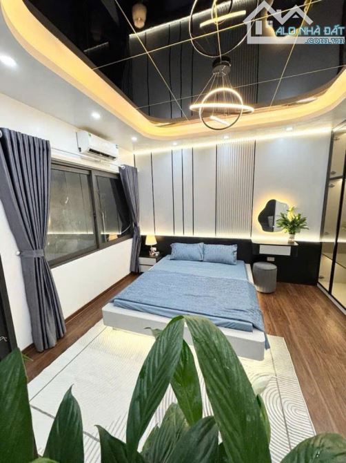 Bán nhà Trần Khát Chân - Ô tô đỗ cổng - Ngõ thông - Full nội thất - 30m - 6,6 tỷ