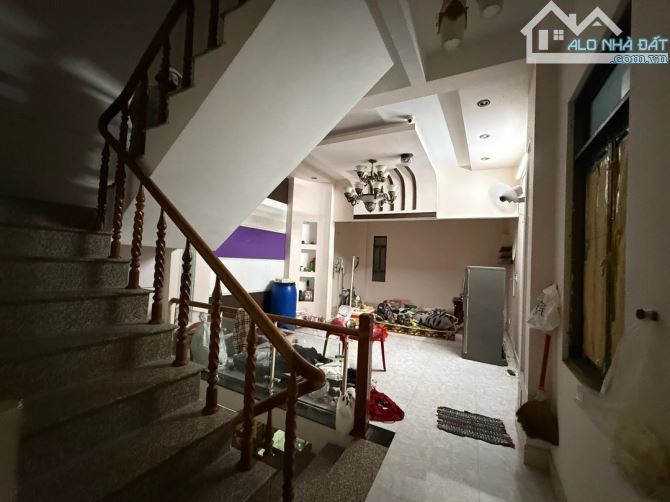 NHÀ 4 TẦNG KIỆT Ô TÔ ĐƯỜNG ÔNG ÍCH KHIÊM – GẦN CHỢ CỒN – TRUNG TÂM THÀNH PHỐ – GIÁ CỰC TỐT - 1