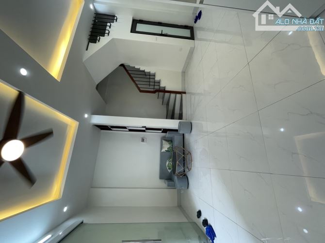 NHÀ ĐẸP Ở NGAY-Trung Tâm Long Biên-FULL NỘI THẤT- GẦN HỒ - TIỆN ÍCH - CÁCH 1 NHÀ RA Ô TÔ - 12
