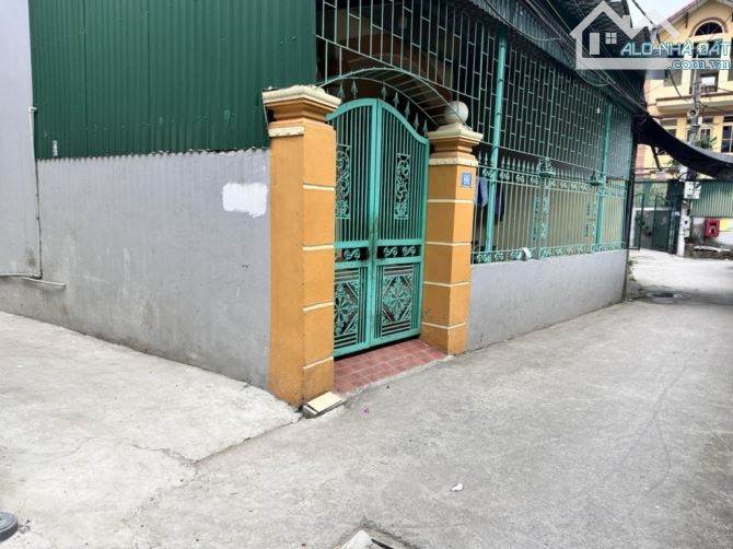 NHÀ ĐẸP Ở NGAY-Trung Tâm Long Biên-FULL NỘI THẤT- GẦN HỒ - TIỆN ÍCH - CÁCH 1 NHÀ RA Ô TÔ - 13