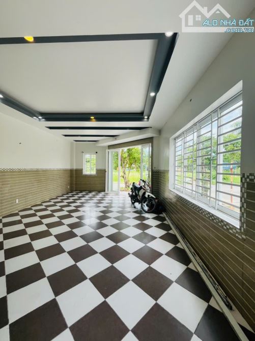 CHO THUÊ NHÀ TRỆT 3 LẦU NHÀ MỚI - GÓC 2 MẶT TIỀN - KDC HƯNG PHÚ 2 ( Cty8 ) - 2
