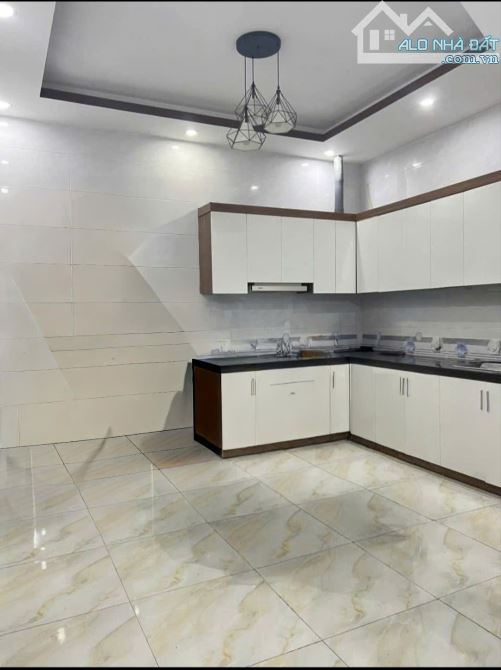Bán nhà 3 tầng lô góc ngõ Cát Vũ, Tràng Cát, 41m2 mt 3,9m giá ,1,85 tỷ - 2