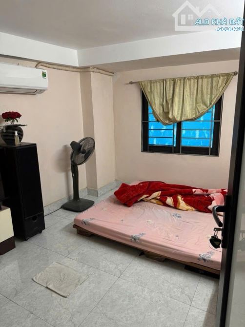 BÁN NHÀ DÂN XÂY TẠI VIỆT HƯNG, 40M2, MT 3.4M, NGÕ NÔNG, GẦN OTO, 5.8 TỶ - 2