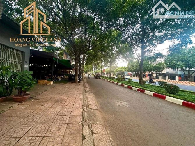 ĐẤT MẶT TIỀN 62 PHẠM VĂN ĐỒNG, DT: 5x23M, H: BẮC, GIÁ: 4 TỈ - 2