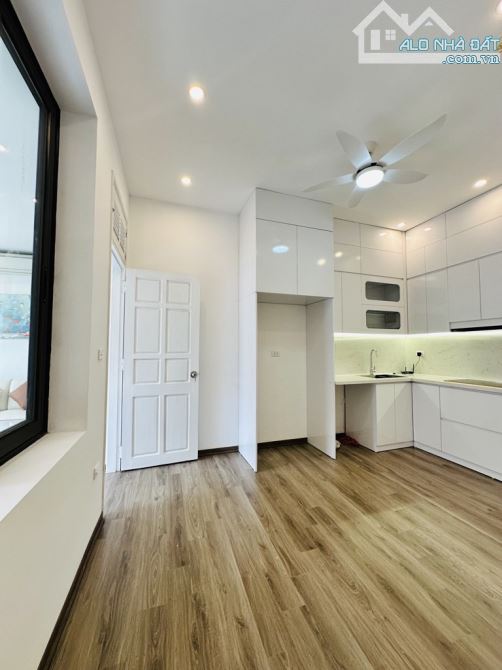BÁN NHÀ TT CAO CẤP 357 TAM TRINH – 120M² – 3 NGỦ – LÔ GÓC 3 THOÁNG – OTO ĐỖ CỬA – 4.x TỶ - 2