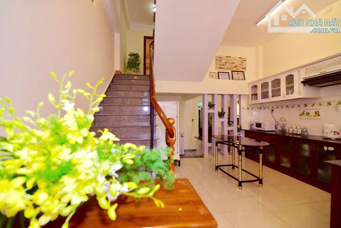 Bán nhà đất Đà Lạt,mặt tiền khu quy hoạch Mạc Đĩnh Chi, nằm trong trung tâm,81m2 giá 17,5T - 2