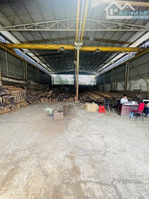 BÁN ĐẤT TẶNG XƯỞNG MẶT TIỀN APĐ12. VỊ TRÍ VÍP, NGANG 18M BỀ THẾ. SHR FULL THỔ - 2