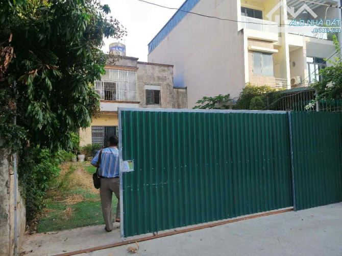 Bán mảnh đất Tây Hồ - 232m2 - Mặt tiền 9,7m - Ngõ ô tô tránh - Giá 29 tỷ - 2