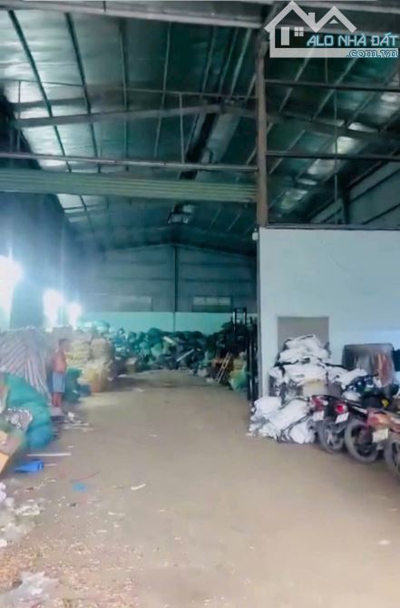 Nhà xưởng đường Thích Thiện Hòa, xã Lê Minh Xuân , Bình Chánh dt 745m2 giá 11,5 tỷ - 2