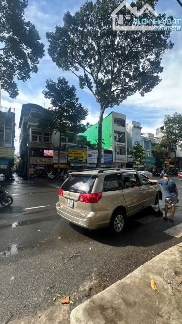 bán nhà căn gốc nguyễn trãi quận 5 - 2