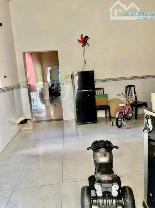 Nhà Cấp 4 Mặt tiền đường ĐÔNG THẠNH 4 phường ĐT H. Hóc Môn dt 130m2 (4,5/5,3x25) Đường 10m - 2
