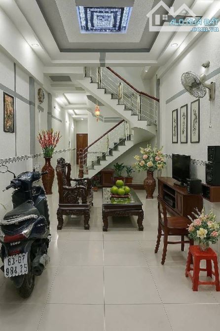 ✈️NHÀ MẶT TIỀN ĐƯỜNG TÂN THỚI HIỆP 9 QUẬN 12- 2 TẦNG- 4PN- DT 96M2 CHỈ 7 TỶ CÒN BỚT💵  ⛔️D - 2