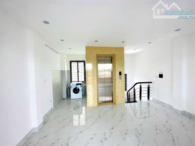 Hiếm & sót trung tâm Đống Đa - nhỉnh 8 tỷ - full nội thất như khách sạn 5 - thang máy xịn - 2