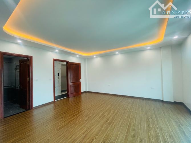 Hiếm! Nhà cực đẹp 45m2x7T thang  máy. Phân lô, vỉa hè, ô tô tránh và đậu đỗ phố Vĩnh Phúc. - 2