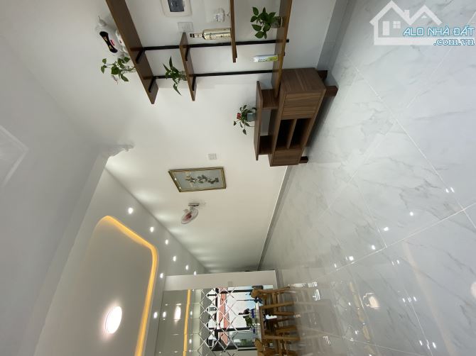 NHÀ MỚI LUNG LINH - LÀNG TĂNG PHÚ - LÊ VĂN VIỆT - 110m2 3PN - NHỈNH 5 TỶ - 2