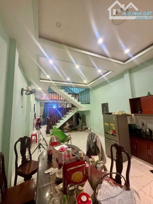 Bán Nhà 2 tầng,đường TX38 phường THẠNH XUÂN Q12.dt 95m2 (4.7x19)hẻm 8m ,giá 5,2tỷ - 2