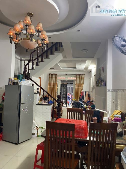 Nhà 3 TẦNG, đường THỚI AN 13, Phường Thới An, Q.12, dt 61m2 ( 4,5mx13,5m). Hẻm 4m,💰5,5Tỷ - 2
