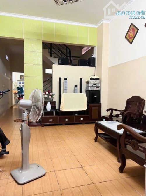 🏠CCDV-MS.221 - Bán nhà 1 trệt 1 lầu 1 t tum cách MT Trần Đồng 40m P Vũng Tàu tp HCM - 2