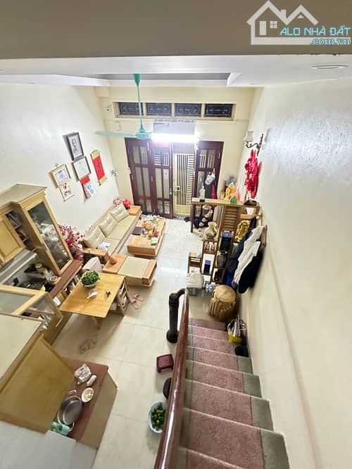 Bán nhà Trần Tử Bình, 23 m2, 4 tầng, mặt tiền 3.8m, giá 7.7 tỷ - 2