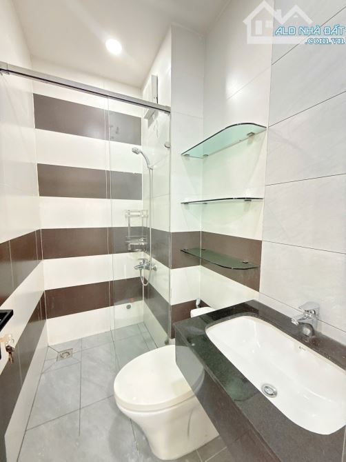 TOÀ CHDV CAO CẤP 96m2 5 TẦNG - DOANH THU 90 TRIỆU/THÁNG⇔5.8%/NĂM - 2