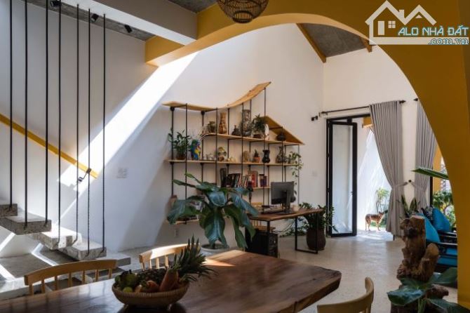 Biệt Thự Lô Góc Nguyễn Đình Thi – 170m² – View Hồ Tây Tuyệt Đẹp – Giá Rẻ Chỉ 39.8 Tỷ - 2