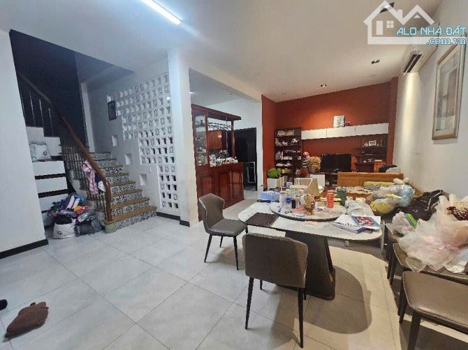 Bán nhà Hoàng Trọng Mậu, 112m2 - Ngang 8m, gara ô tô. Nhỉnh 14 tỷ - 2