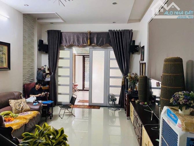 🔥BÁN NHÀ HOÀ KHÁNH, NGAY ĐẠI HỌC SƯ PHẠM, BẾN XE, DT : 90m2, 3 tầng. - 3