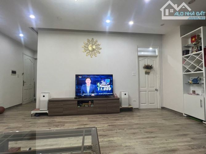 Bán chung cư Đền Lừ, Hoàng Mai – Rộng, Đẹp – 105 m – 4.19 tỷ