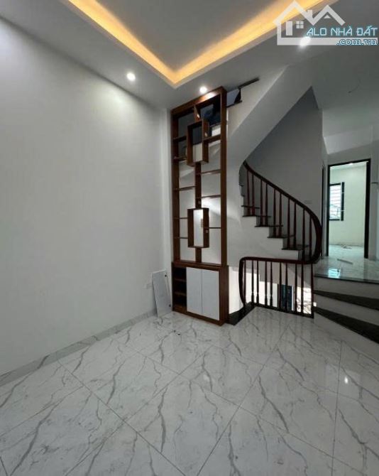 BÁN GẤP_NHÀ DI TRẠCH_GIÁP ĐÔ THỊ, 38M2X4T, 2 THOÁNG, Ô TÔ CÁCH 10M, GIÁP VÀNH ĐAI 3,5 - 3