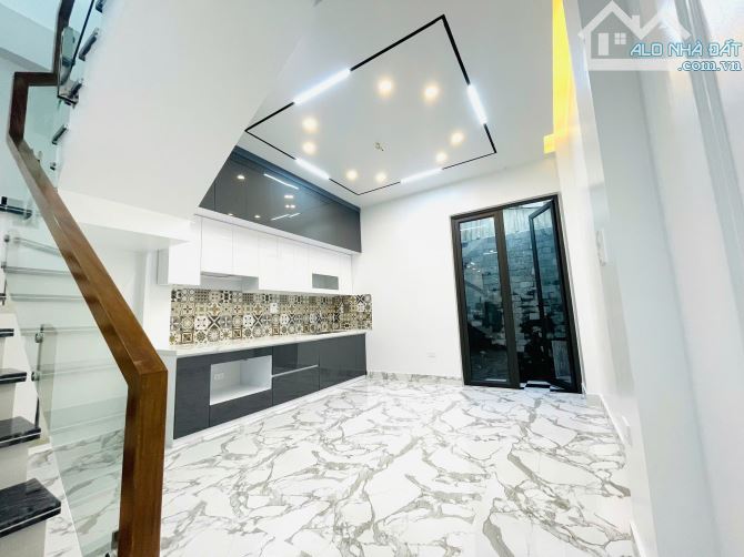 Bán từ móng căn nhà 3 tầng độc lập Bùi Thị Từ Nhiên - 3