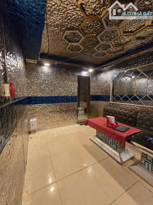 Bán Nhà 6 Tầng Mặt tiền đường N3 ngay Vincom Dĩ An DT: 143m2 Giá 10.5 Tỷ - 3