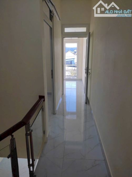 Giảm giá Bán gấp nhà xd sổ riêng đường Hồ Xuân Hương , Đà Lạt - 54m2 - chỉ 3.45 tỷ - 3
