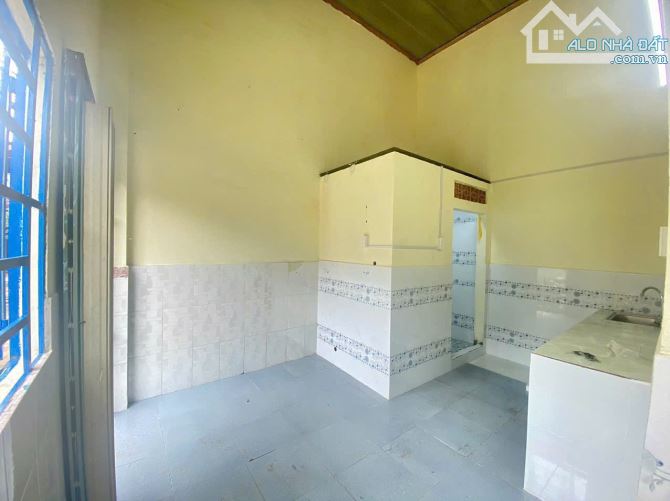 Dãy trọ 3 phòng Nguyễn Văn Tỏ, Long Bình Tân  giá 2.3 tỷ - 3