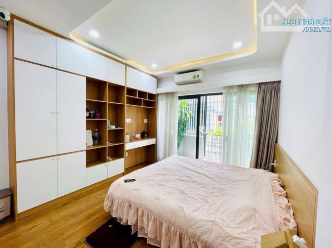 XE HƠI NGỦ TRONG NHÀ KHU VIP QUẬN 3, NGUYỄN THIỆN THUẬT 40M2, 5 TẦNG, 3PN CHỈ HƠN 11 TỶ - 3